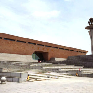 Private Tour zu den Longmen-Grotten und dem Luoyang-Museum