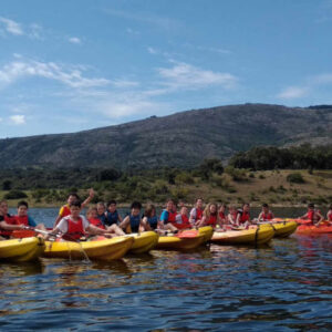 Kajaktour durch den Plasencia-Stausee
