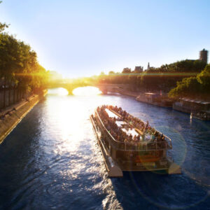 Bootsfahrt auf der Seine