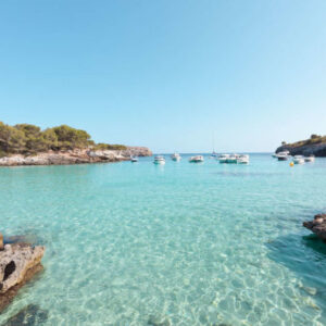 Bootsfahrt durch die südlichen Buchten von Cala Galdana