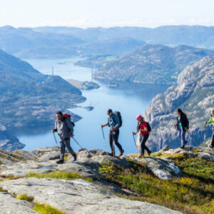 Wandern im Preikestolen + Kanufahren in den Fjorden