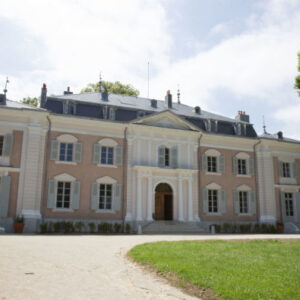 Eingang zum Schloss Voltaire