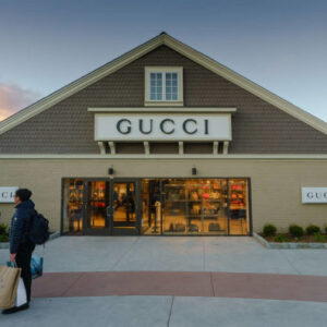 Outlet-Shopping-Tour