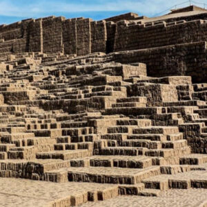 Tour durch das Larco Herrera Museum und Huaca Pucllana