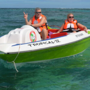 Führerscheinfreie Schnellboottour durch Punta Cana