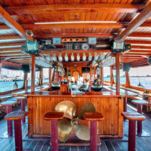 Bootsfahrt mit Musik in der Bucht von Palma
