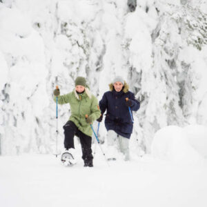 Schneeschuhwandern im Nationalpark Pyhä-Luosto