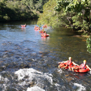Tubing im Dschungel von Cairns